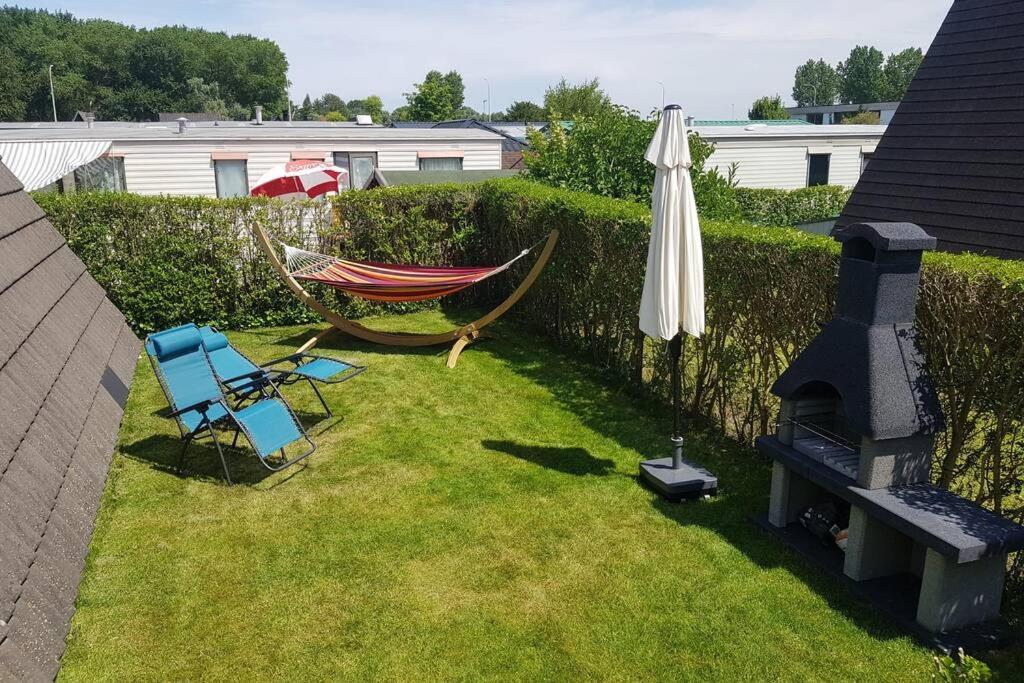Gezellige Chalet In Nieuwpoort - Opkuis Inbegrepen In De Prijs Oostduinkerke Exteriör bild